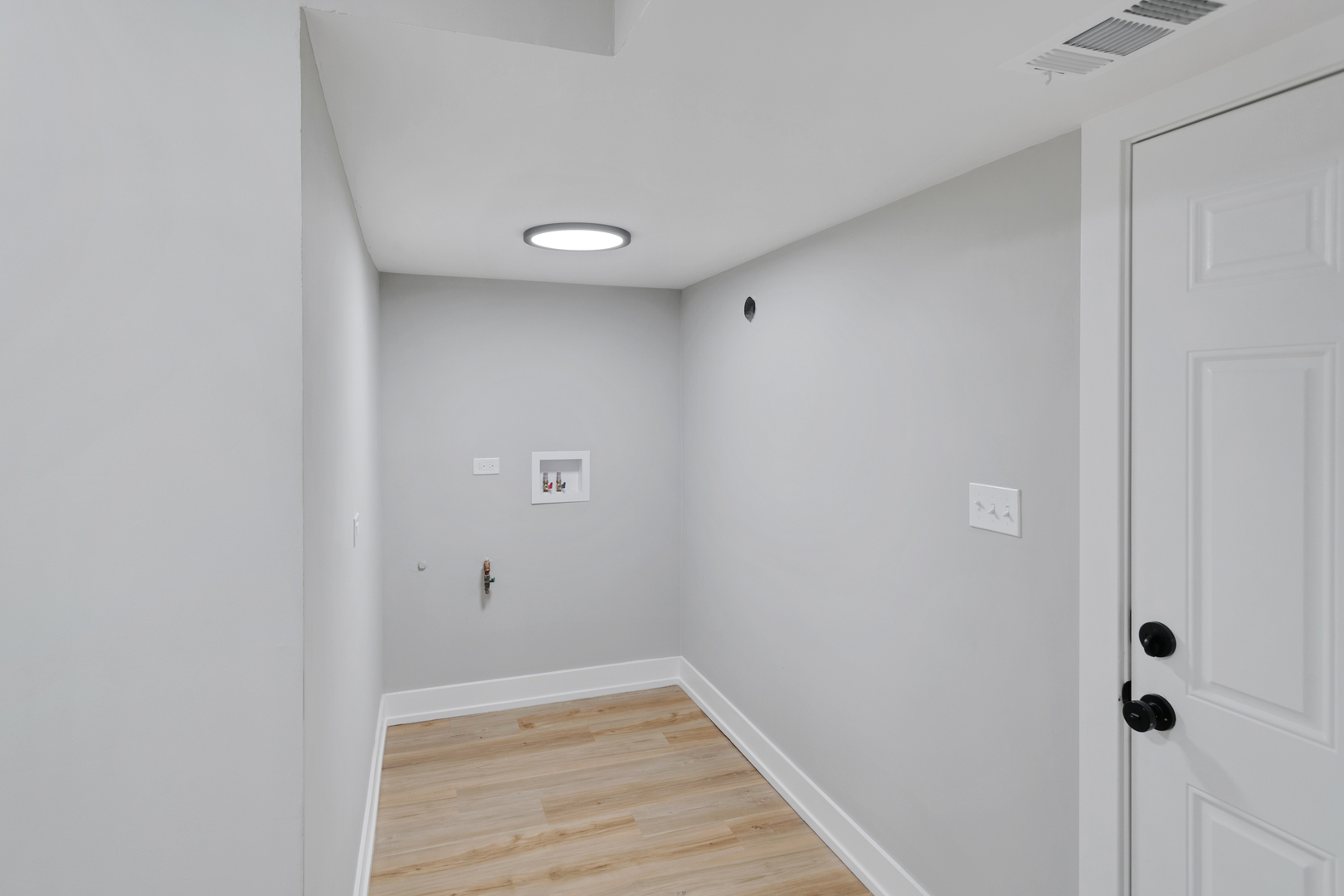 28W555 Leverenz Road, Naperville, IL 60564