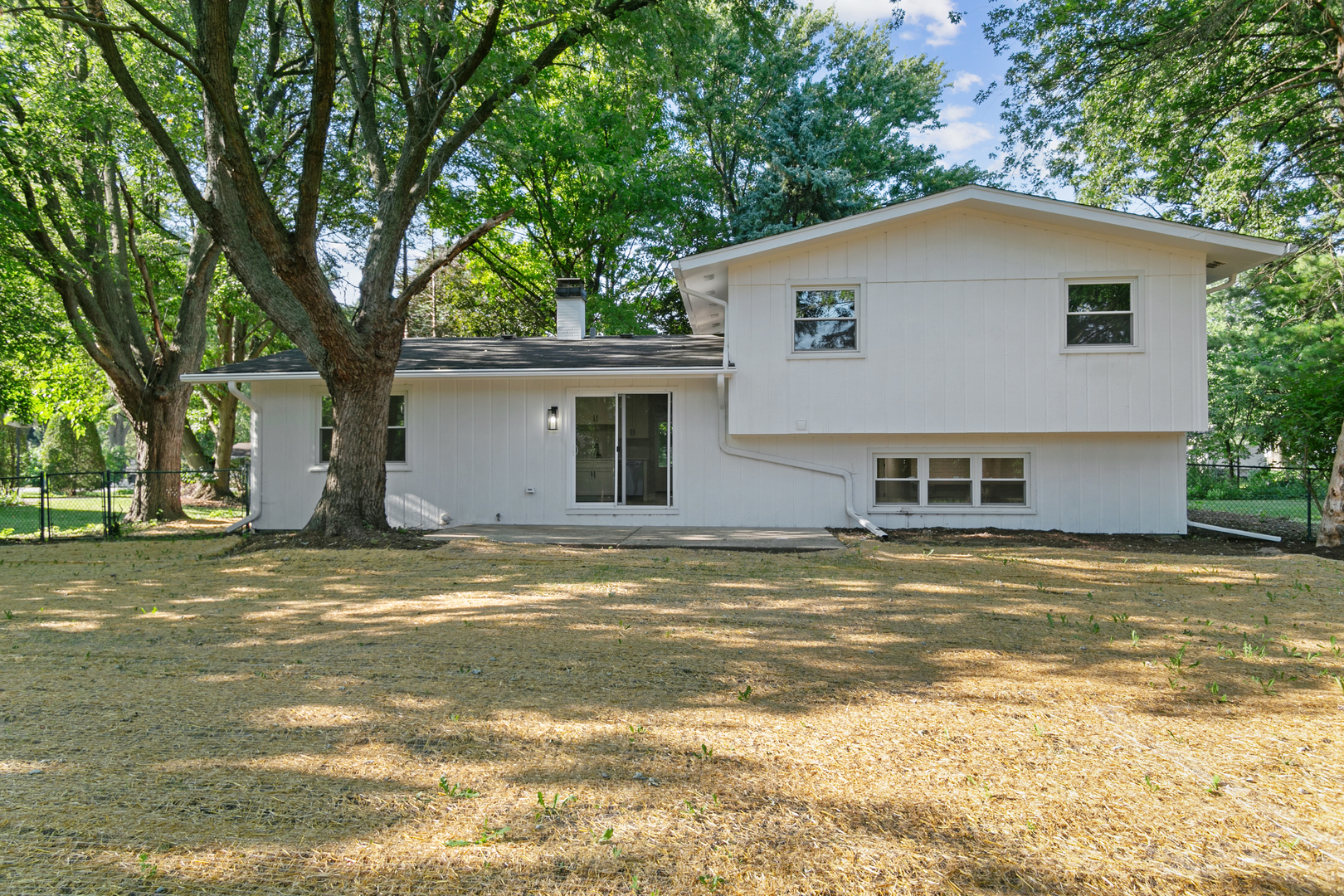 28W555 Leverenz Road, Naperville, IL 60564