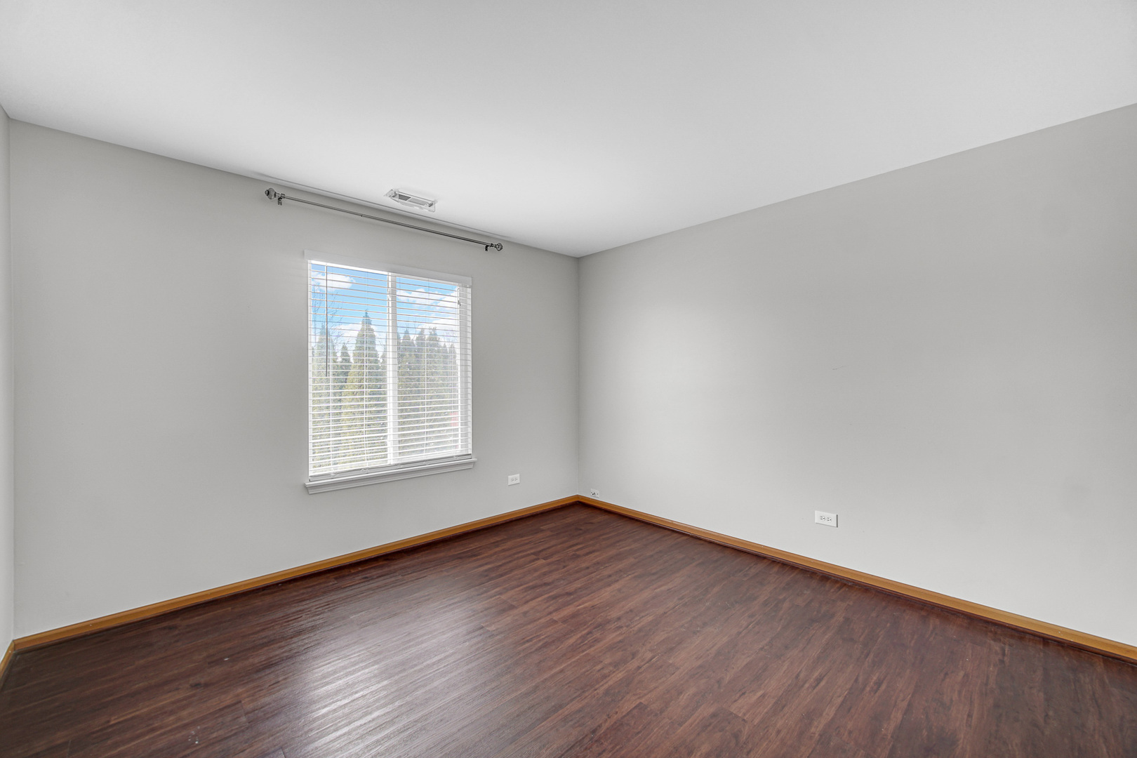 4 Franklin Court, Bolingbrook, IL 60440