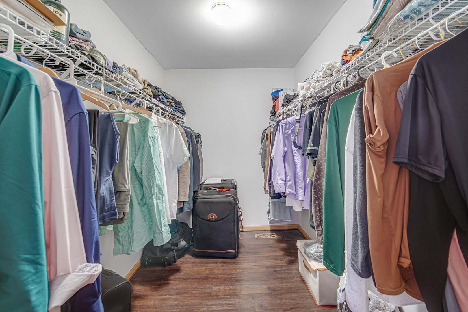 4 Franklin Court, Bolingbrook, IL 60440