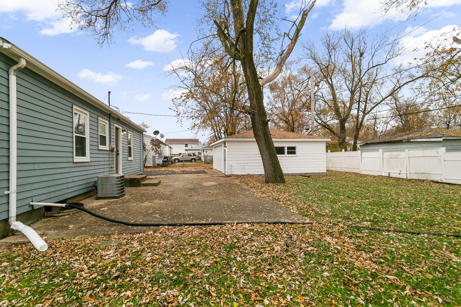 21704 CLYDE Avenue, Sauk Village, IL 60411