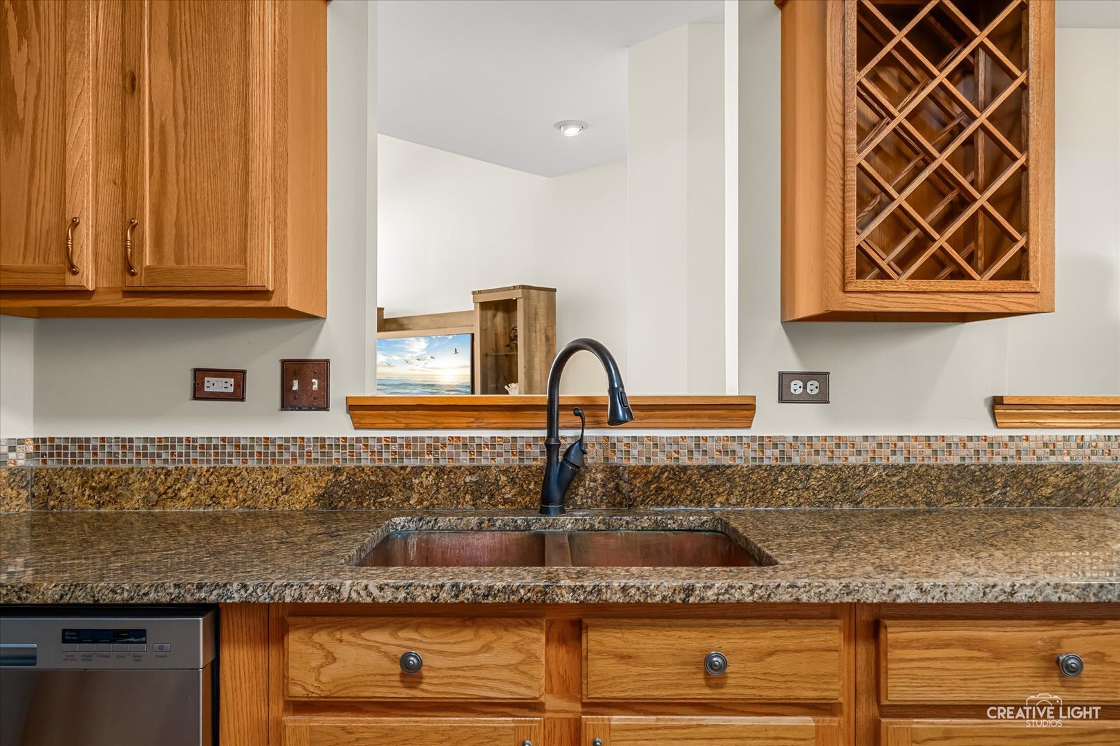 205 Hidden Pond Circle, Aurora, IL 60504