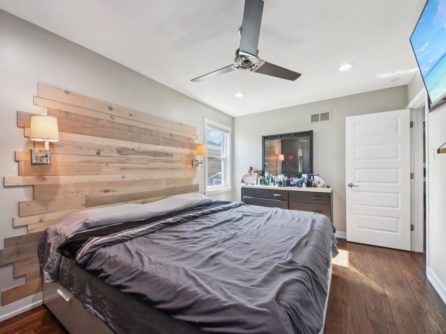 2535 West Street, River Grove, IL 60171