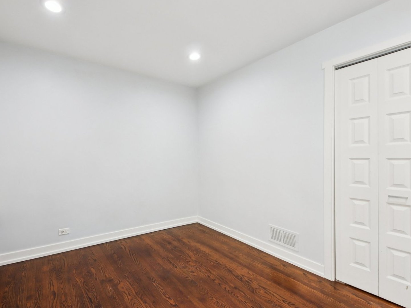 2535 West Street, River Grove, IL 60171