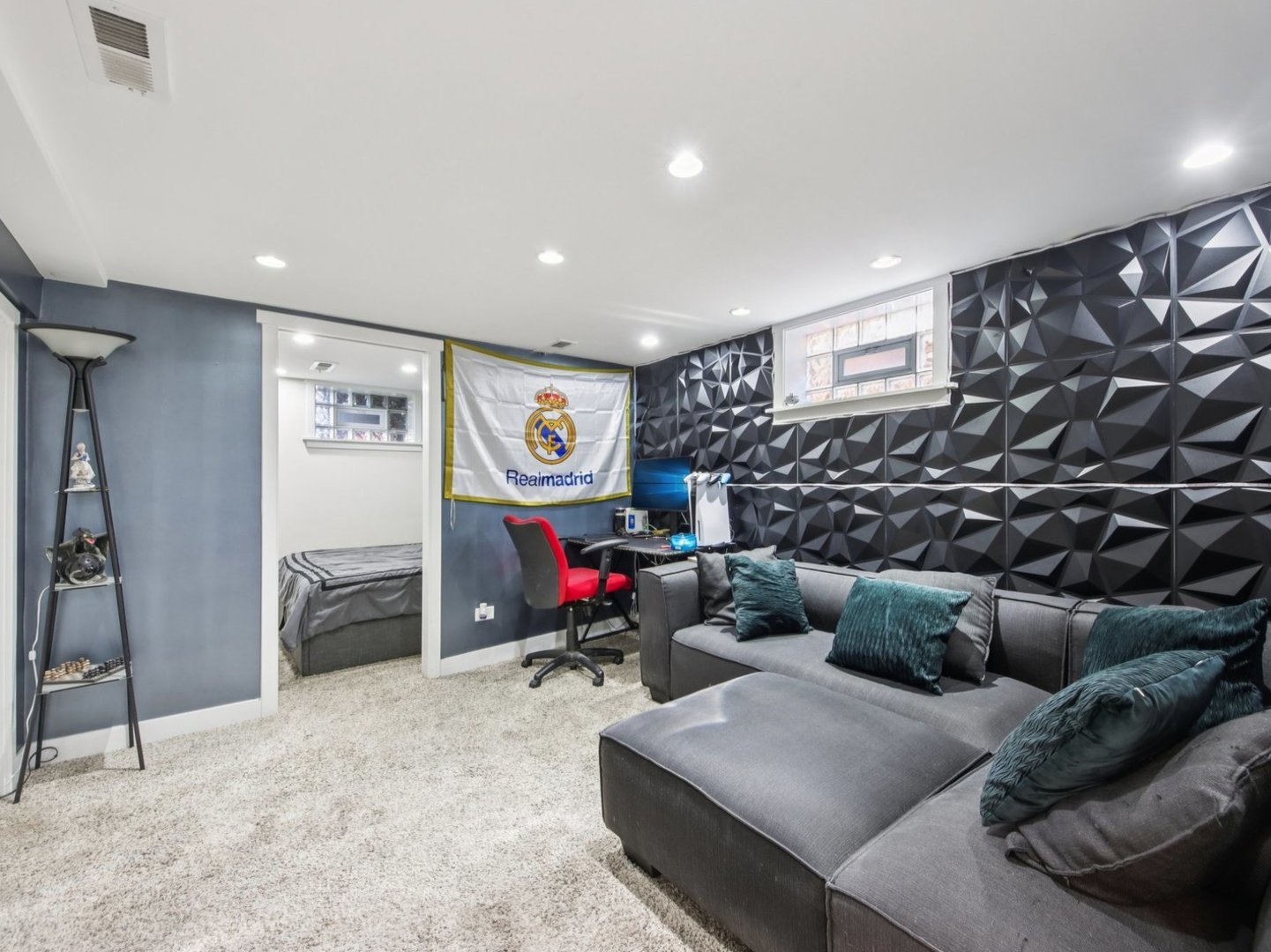 2535 West Street, River Grove, IL 60171