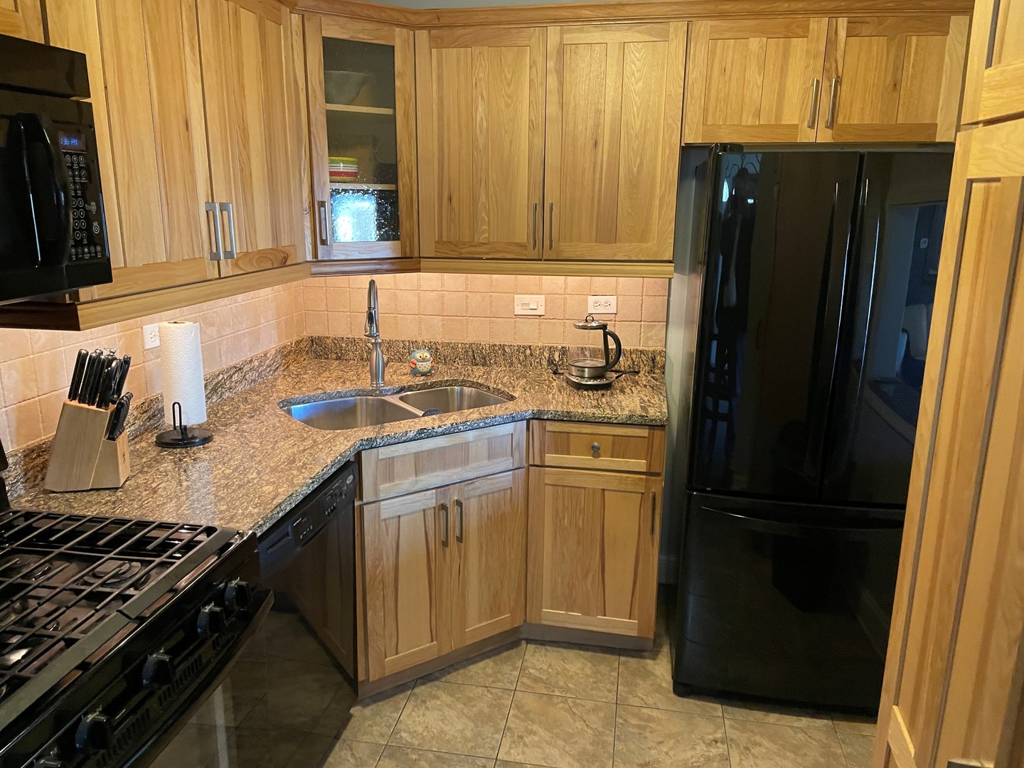 907 S WILLIAMS Street #107, Westmont, IL 60559