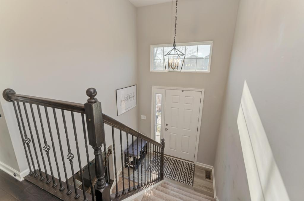 1499 Deer Pointe Drive, South Elgin, IL 60177