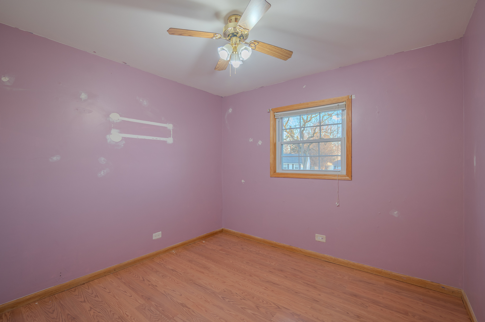 7802 Warwick Avenue, Darien, IL 60561