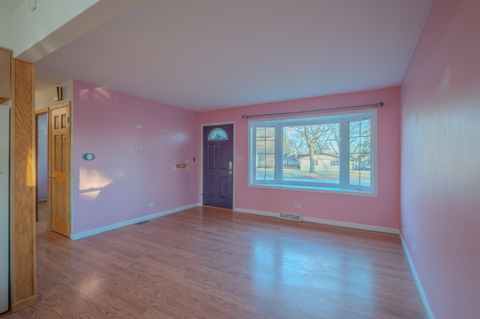 7802 Warwick Avenue, Darien, IL 60561