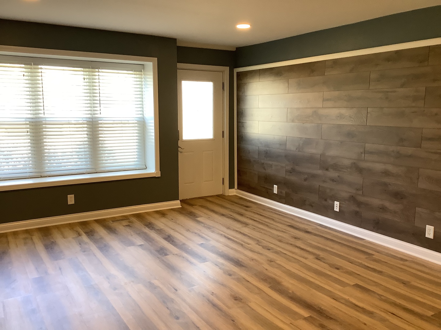 1133 ADELIA Street, Downers Grove, IL 60516