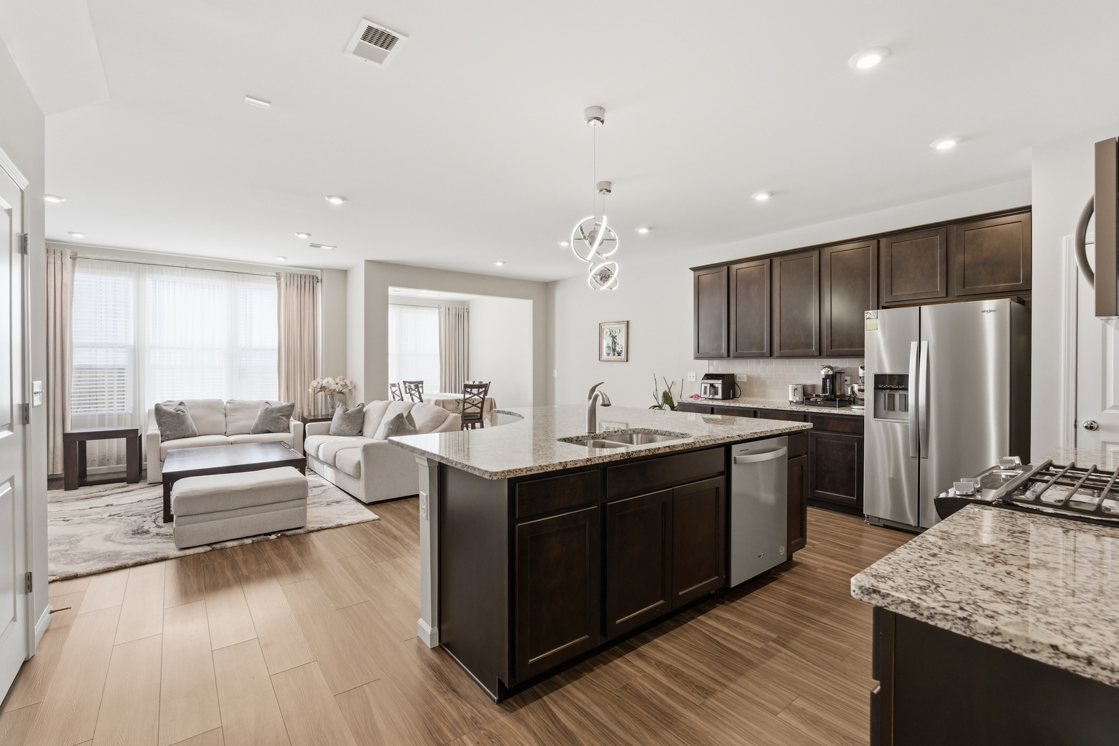 2235 Ryegrass Lane #68002, Bolingbrook, IL 60490