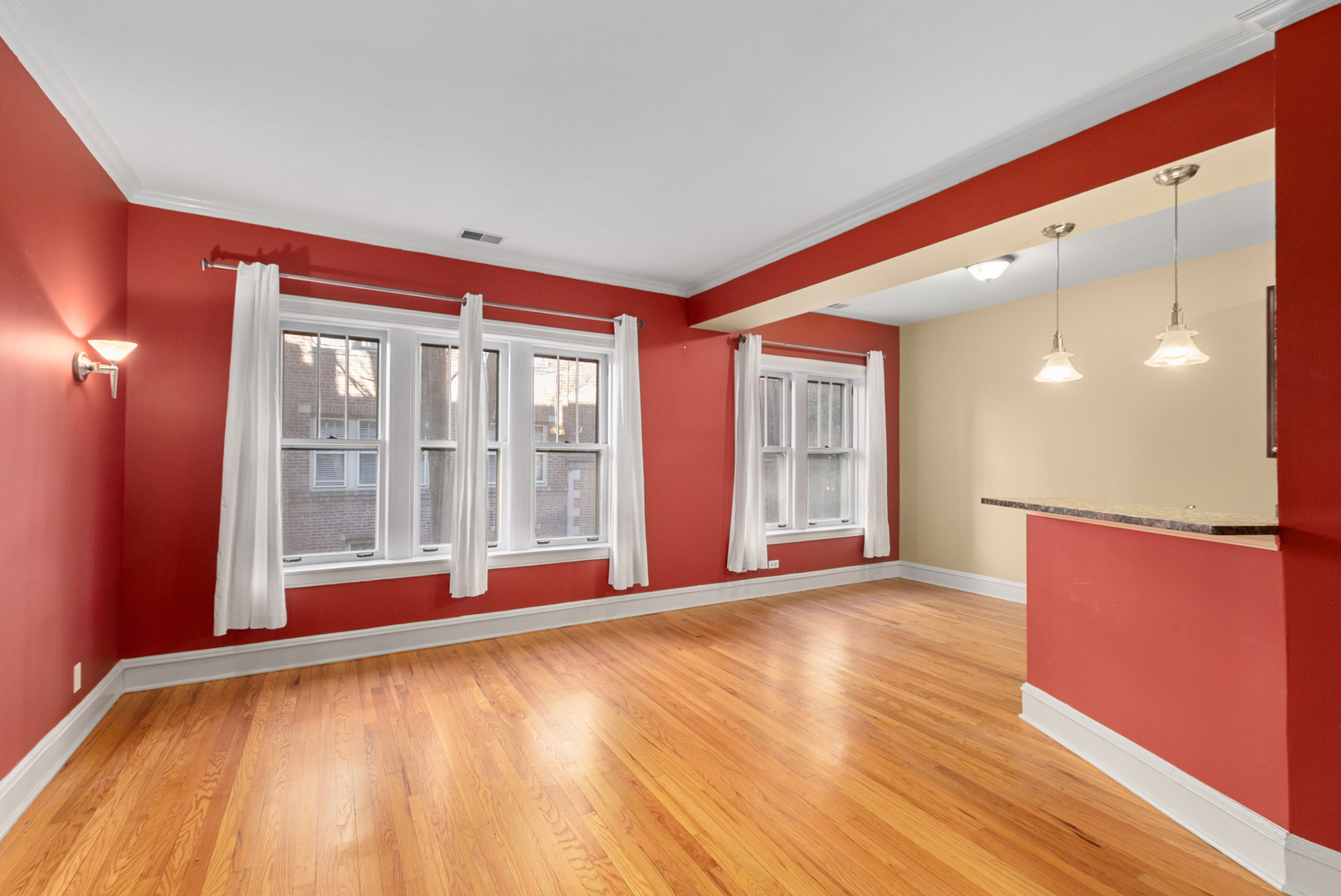 219 N Oak Park Avenue #1E, Oak Park, IL 60302