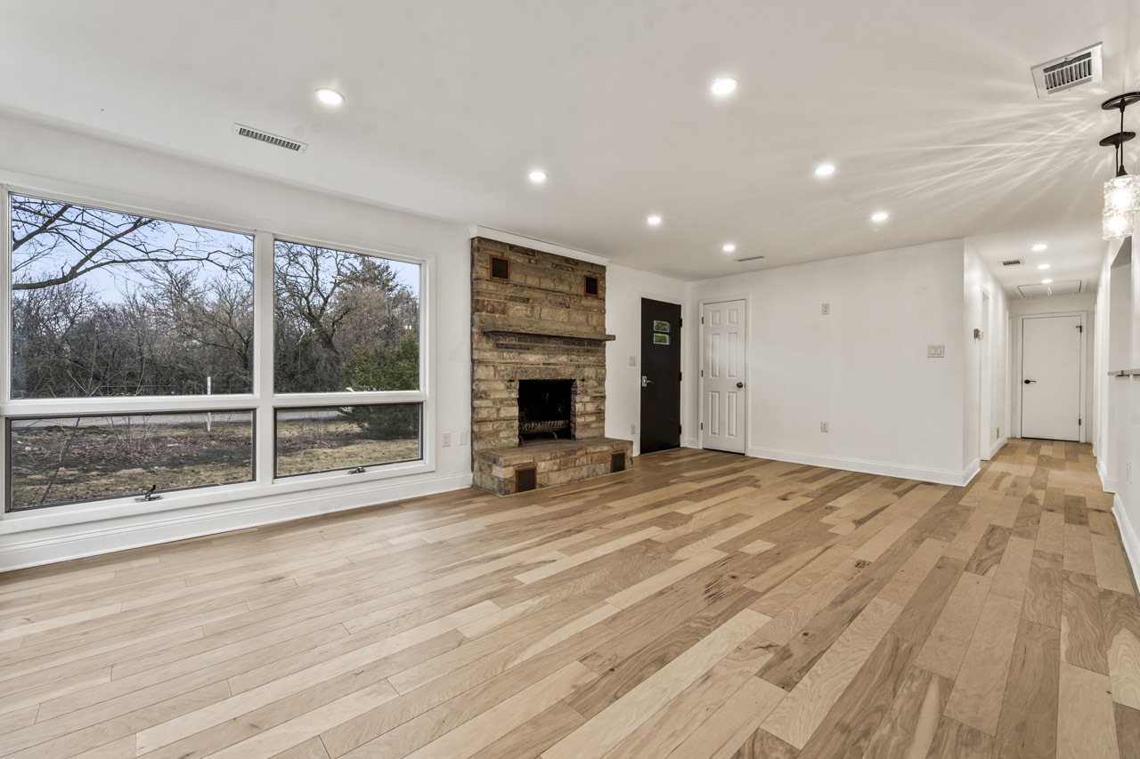 2018 N West Street, Wheaton, IL 60187