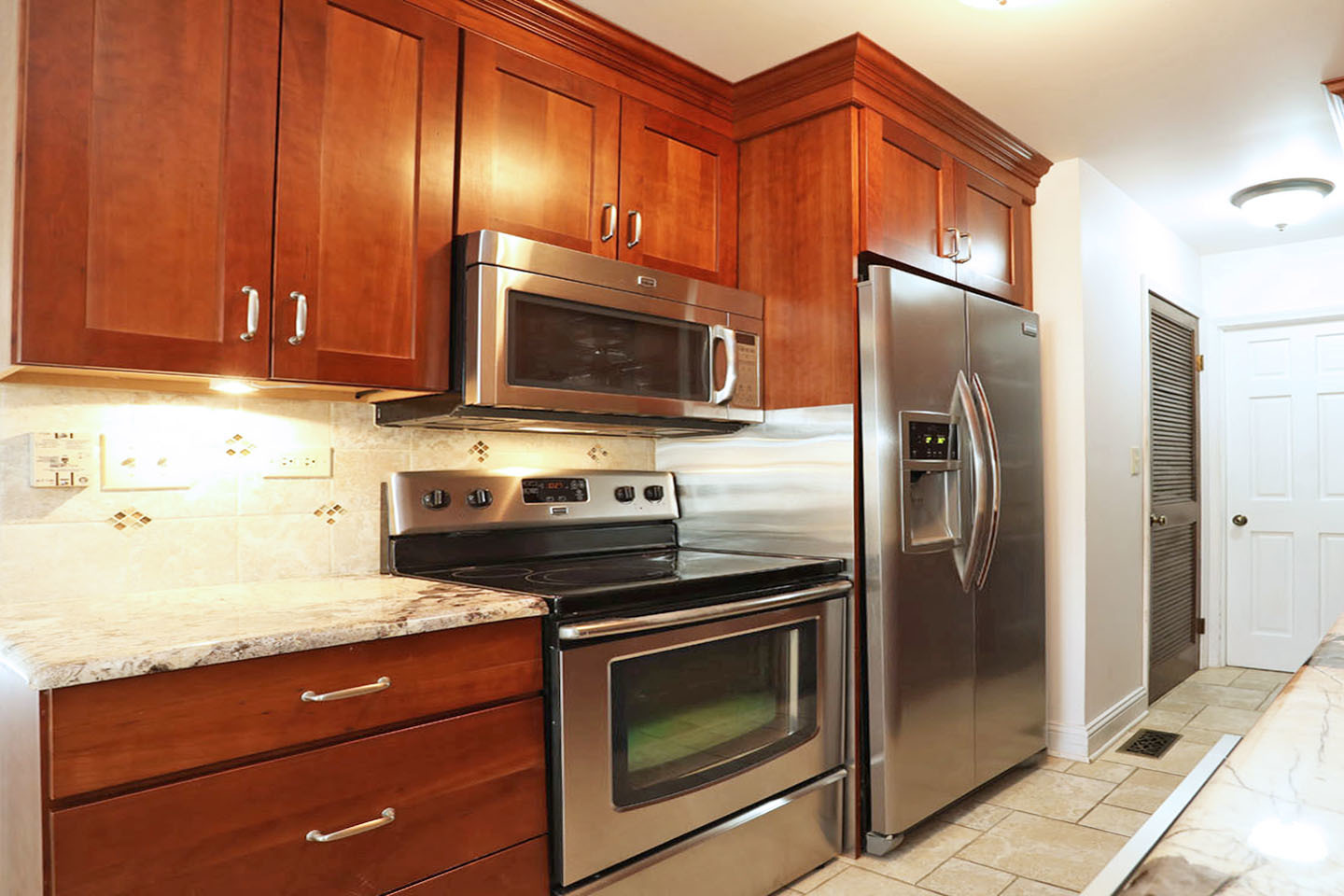 511 Eagle Court #0, Schaumburg, IL 60194