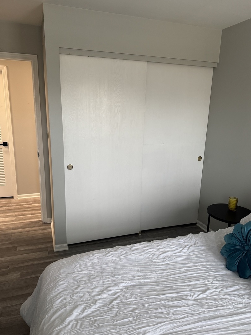 3033 Anton Circle, Aurora, IL 60504