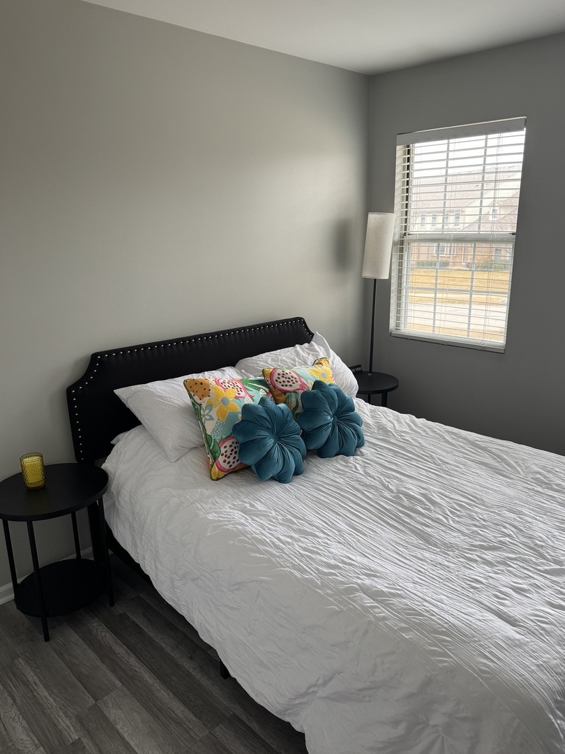 3033 Anton Circle, Aurora, IL 60504