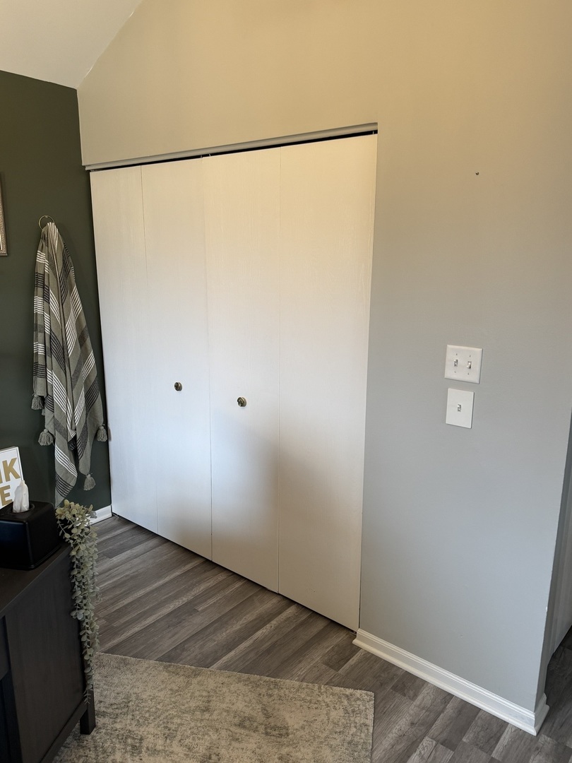 3033 Anton Circle, Aurora, IL 60504