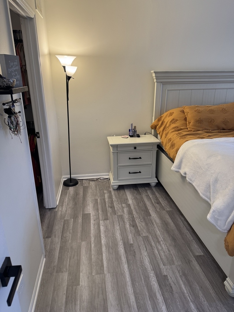 3033 Anton Circle, Aurora, IL 60504