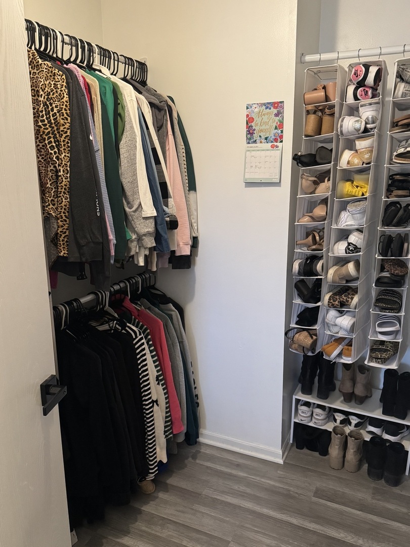 3033 Anton Circle, Aurora, IL 60504