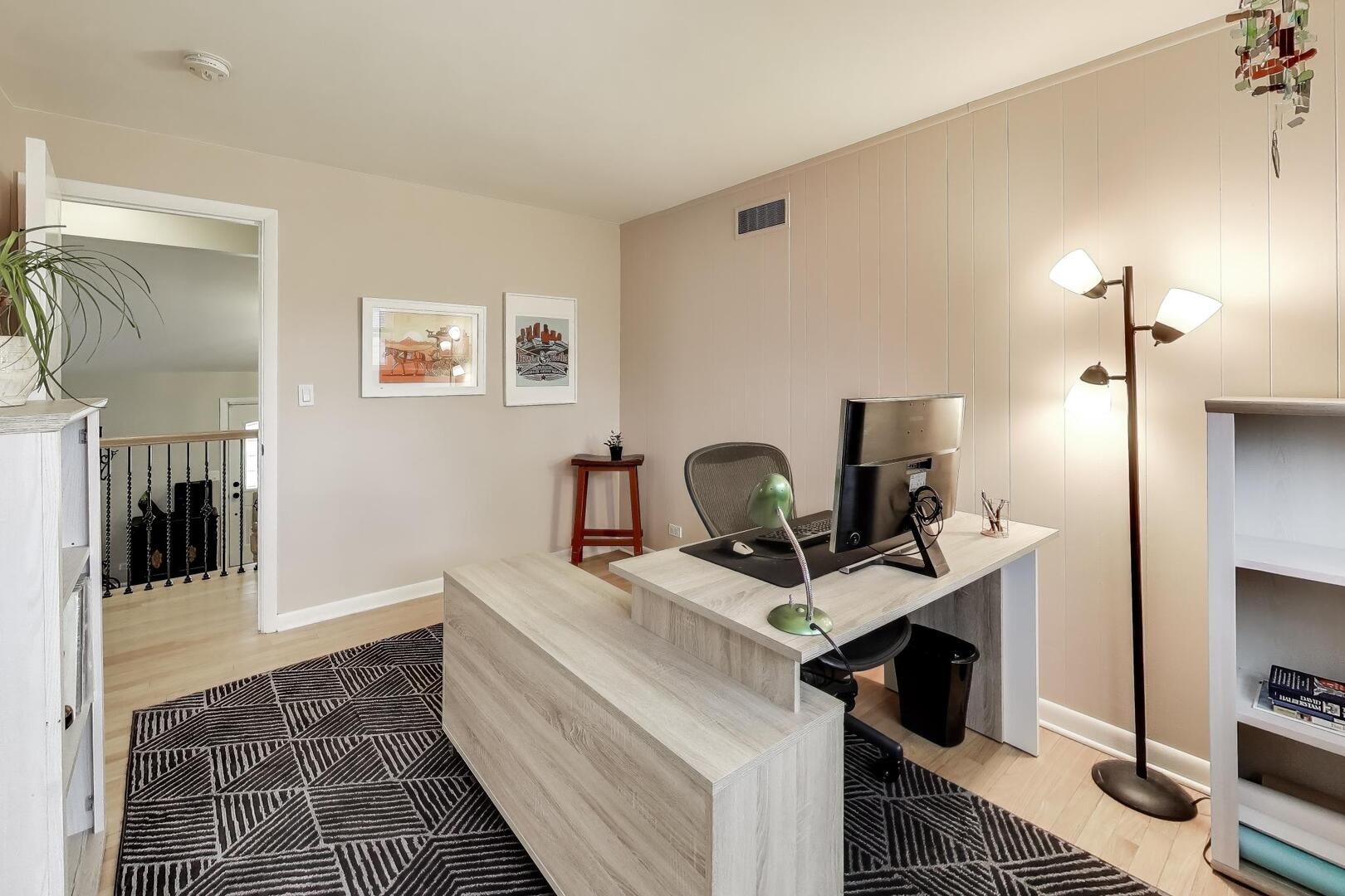 713 S William Street, Mount Prospect, IL 60056