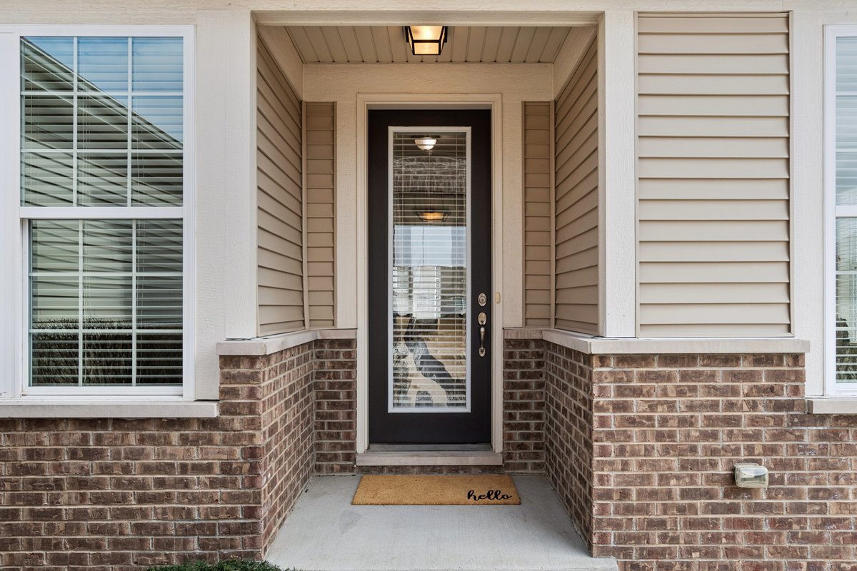 2824 Chevy Chase Lane, Naperville, IL 60564