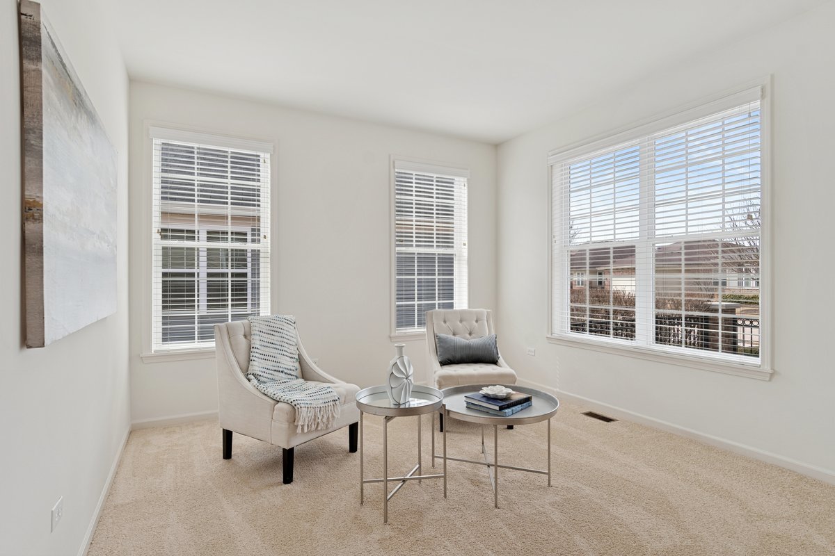 2824 Chevy Chase Lane, Naperville, IL 60564