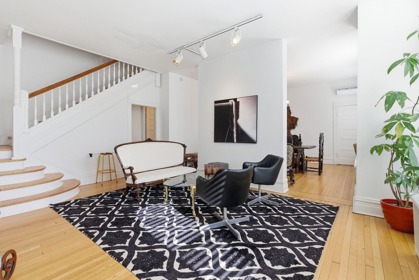 2001 Orrington Avenue #2001, Evanston, IL 60201