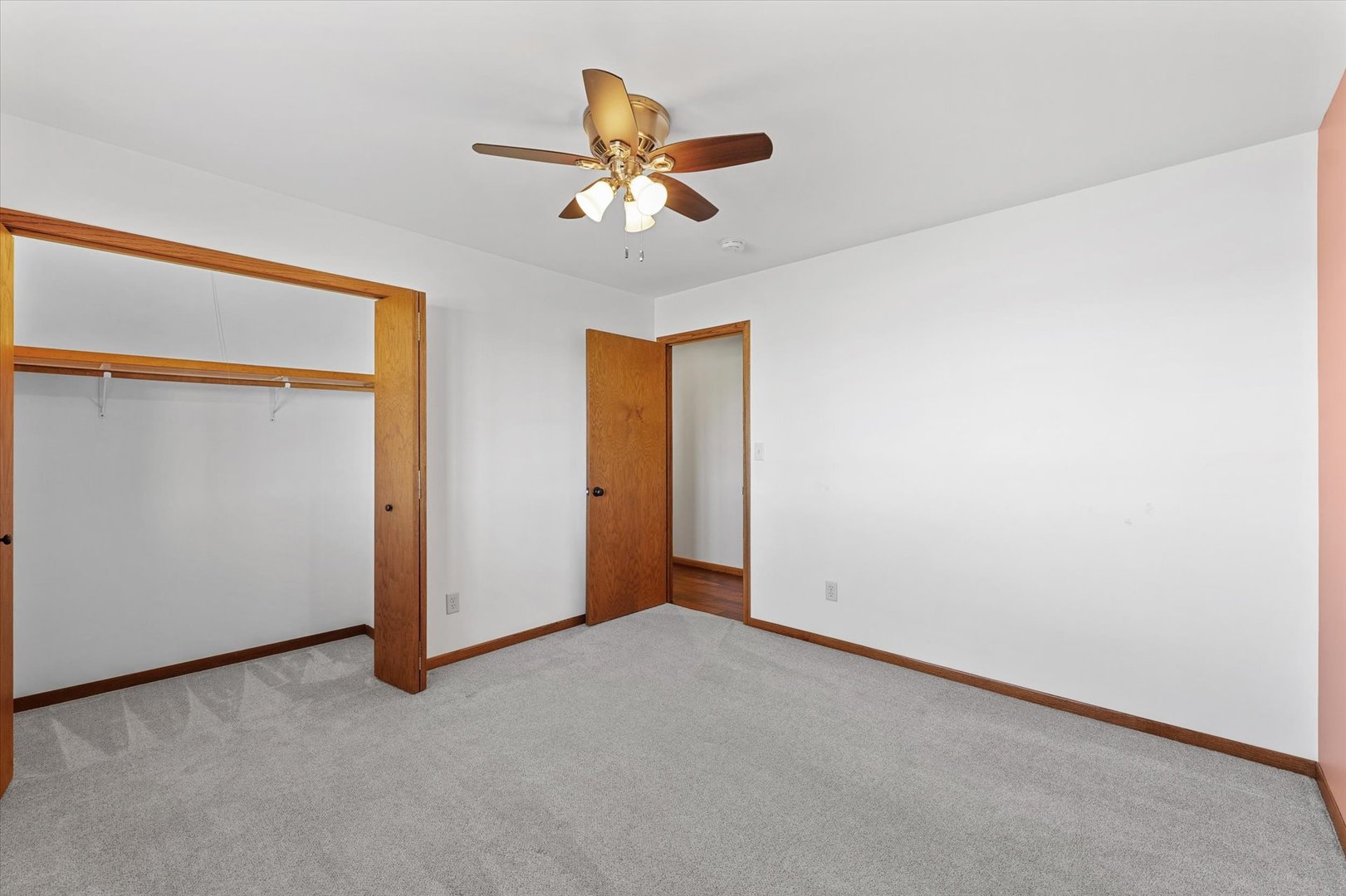 36215 E 200 North Road, Bellflower, IL 62174