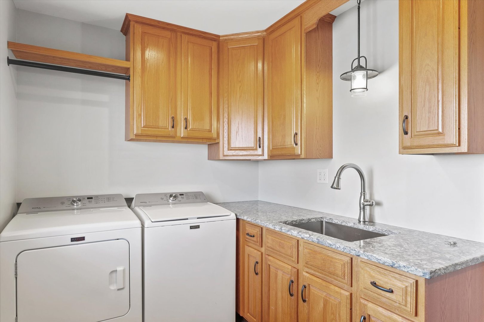 36215 E 200 North Road, Bellflower, IL 62174