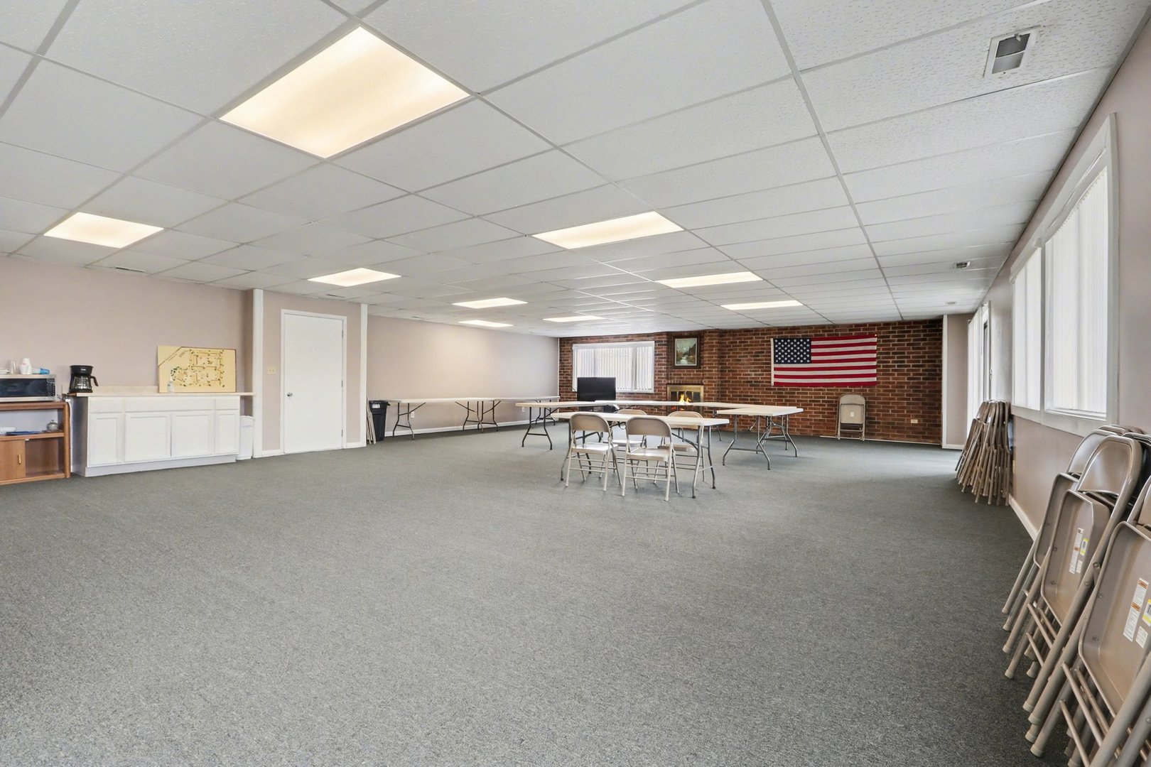 1423 Woodbridge Road #1E, Joliet, IL 60436