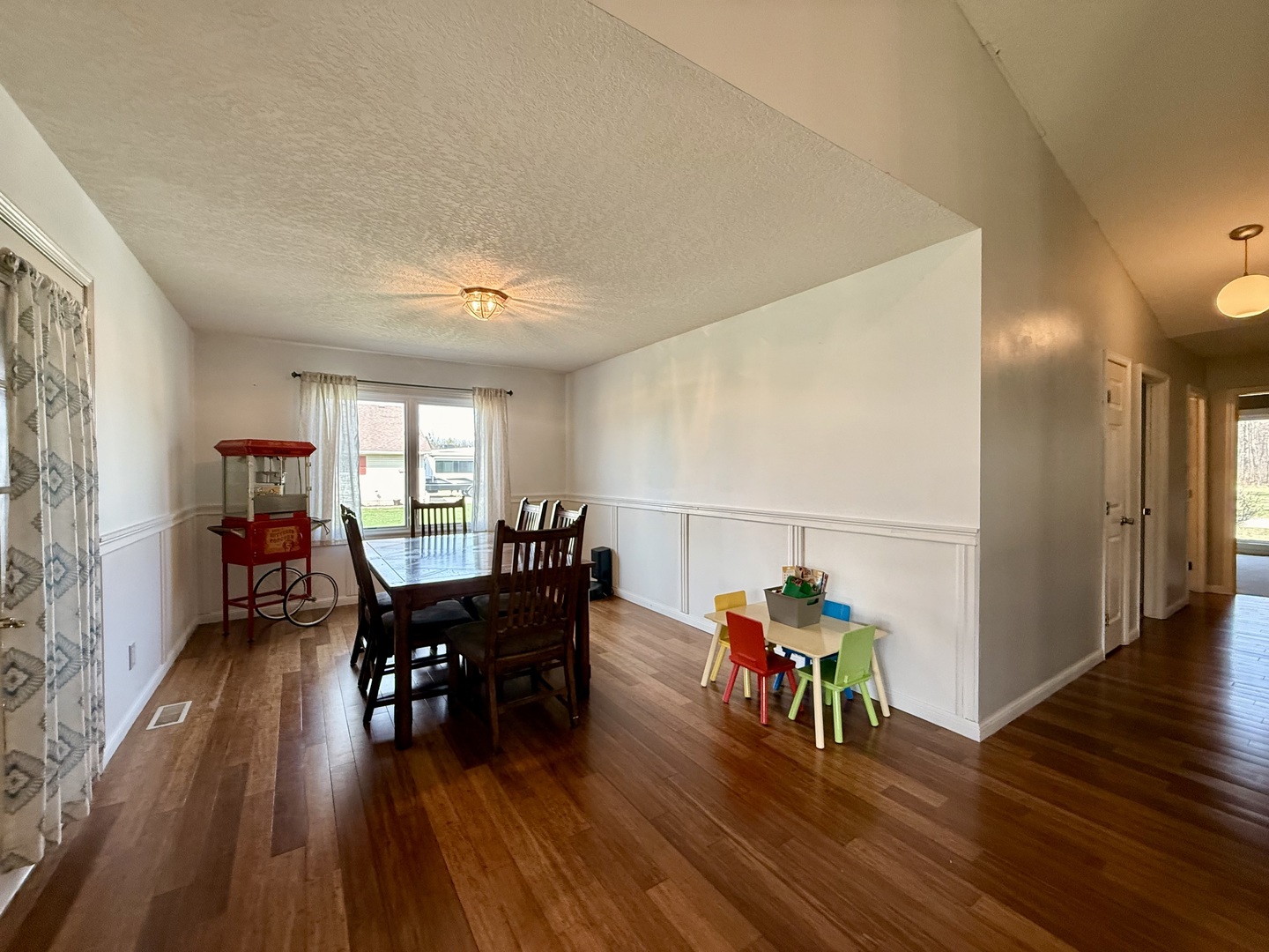 14133 Rebecca Lane, Clinton, IL 61727