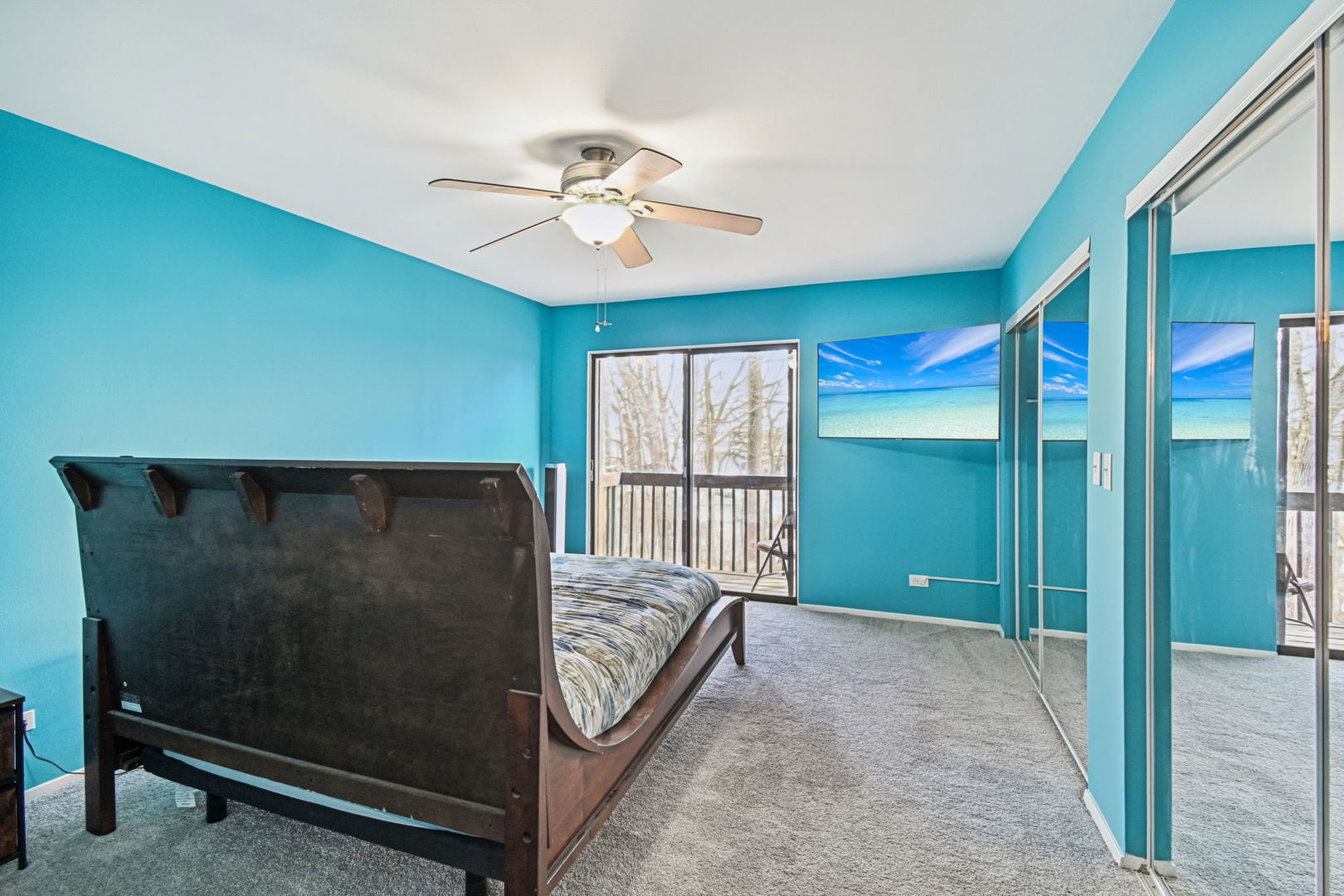 67 Woodhills Bay Road, Fox Lake, IL 60020