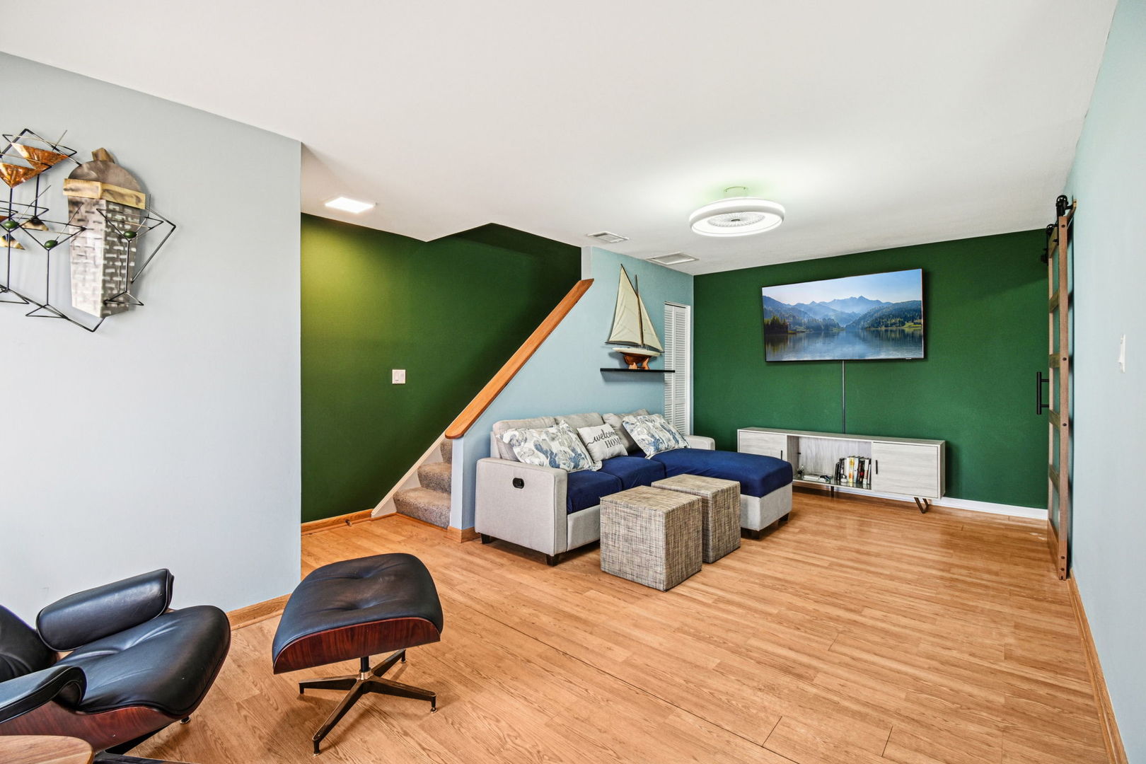 67 Woodhills Bay Road, Fox Lake, IL 60020