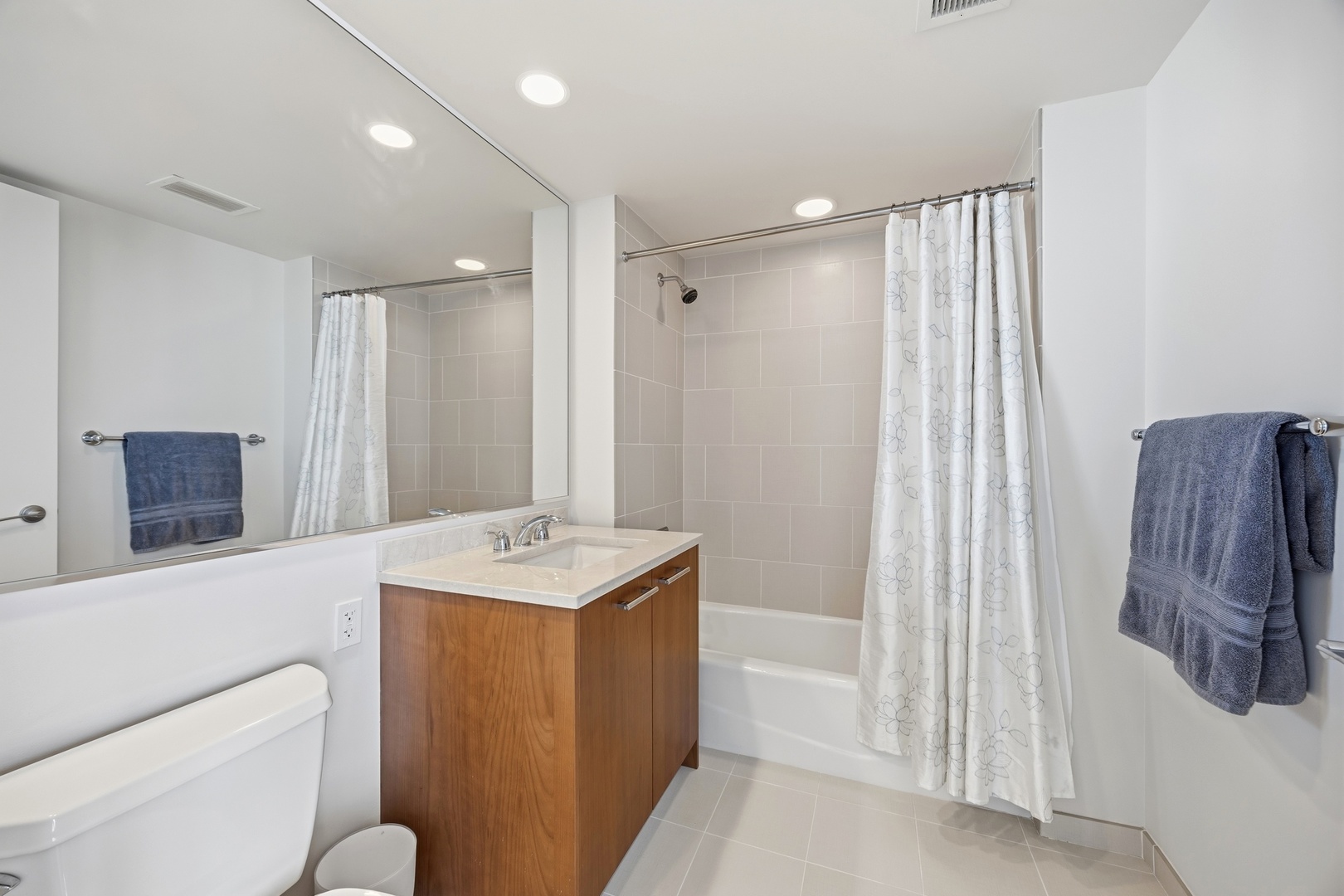 60 E Monroe Street #5301, Chicago, IL 60603