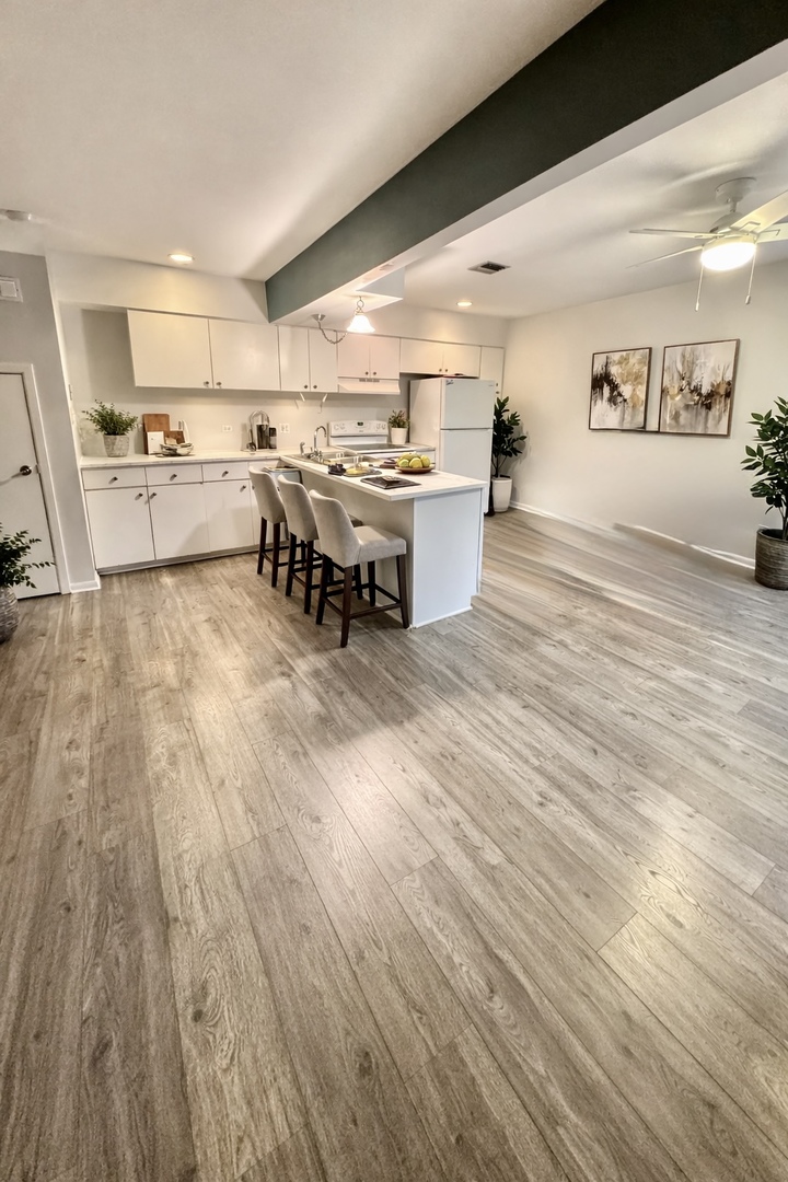 3349 Beacon Street #39, North Chicago, IL 60064