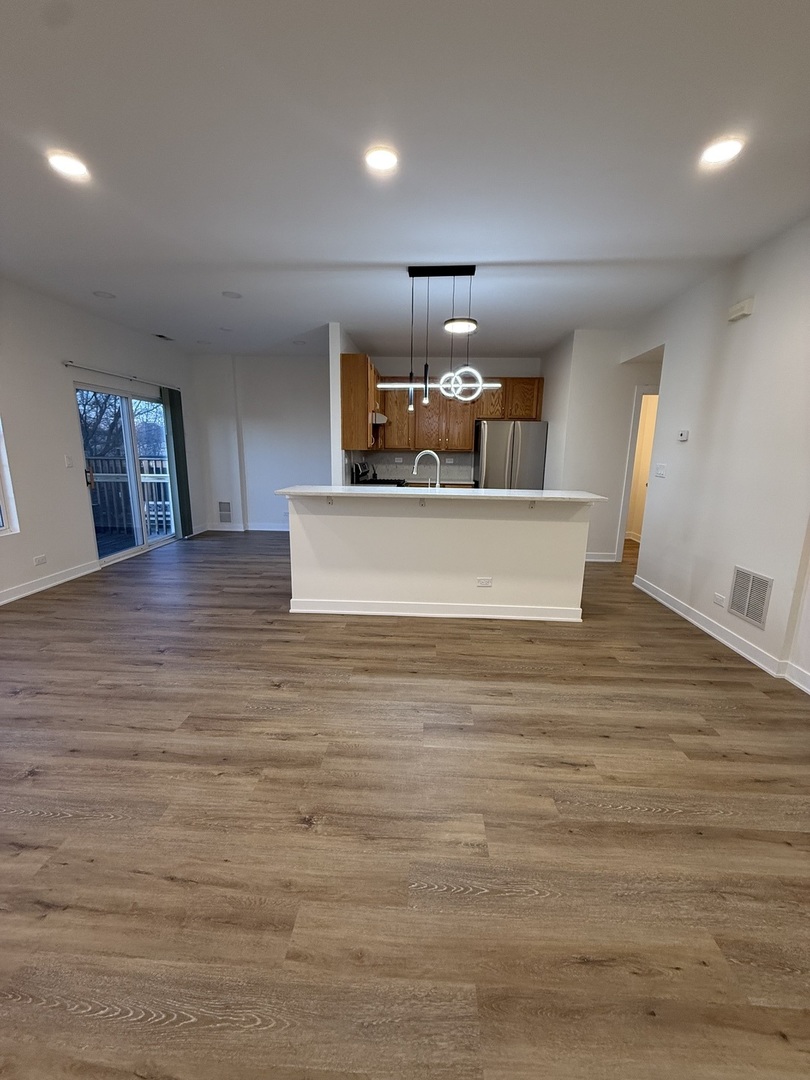 16212 Golfview Drive, Lockport, IL 60441