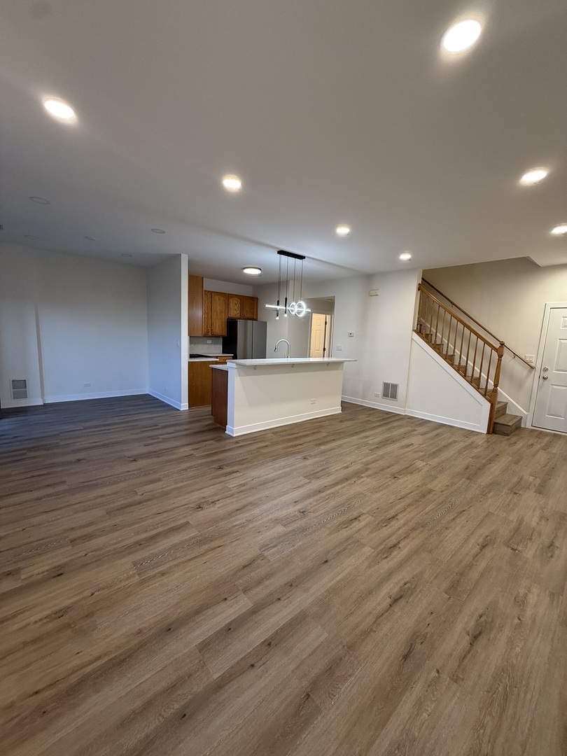 16212 Golfview Drive, Lockport, IL 60441