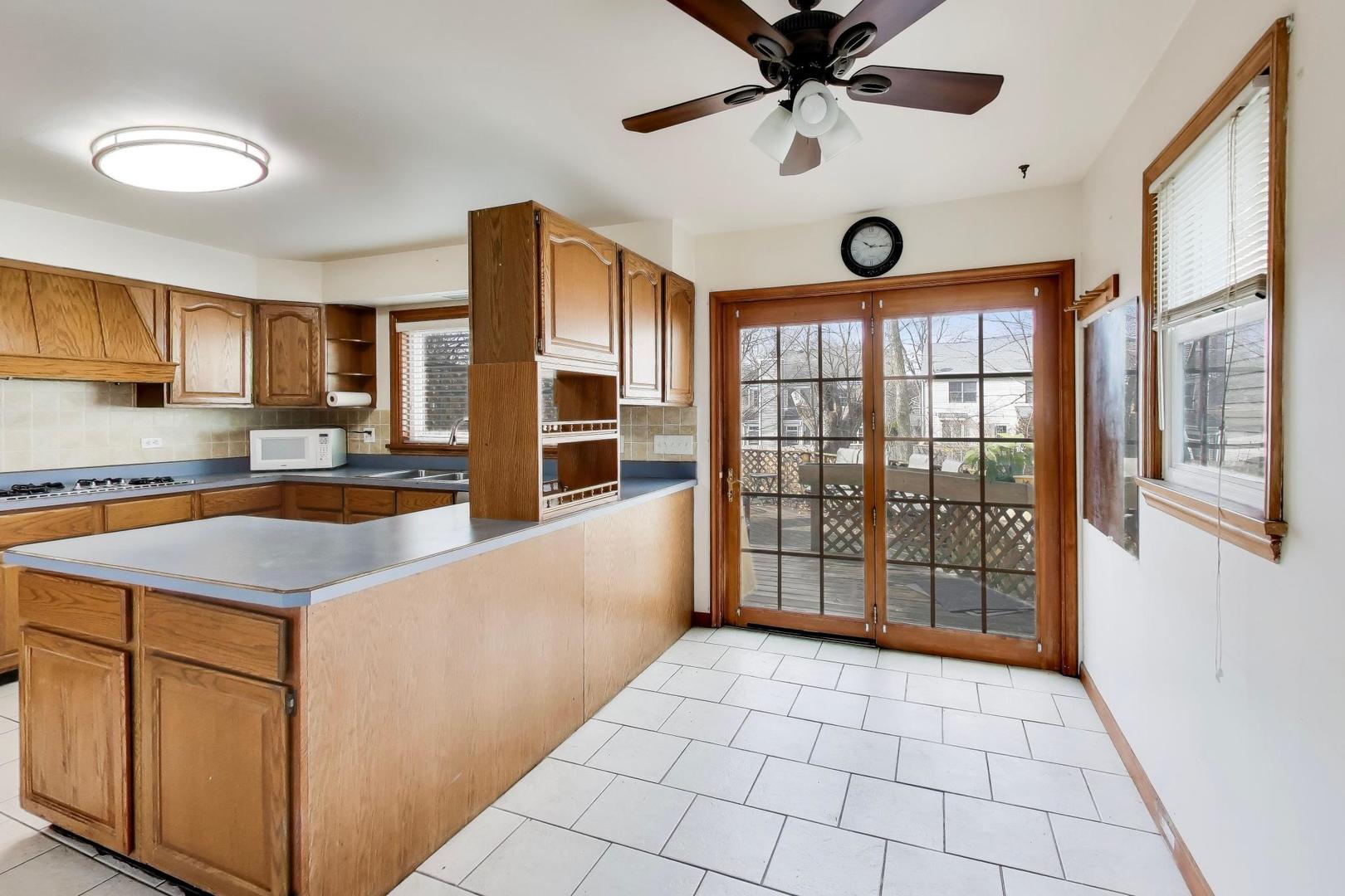 23576 N MELODY Lane, Lake Zurich, IL 60047