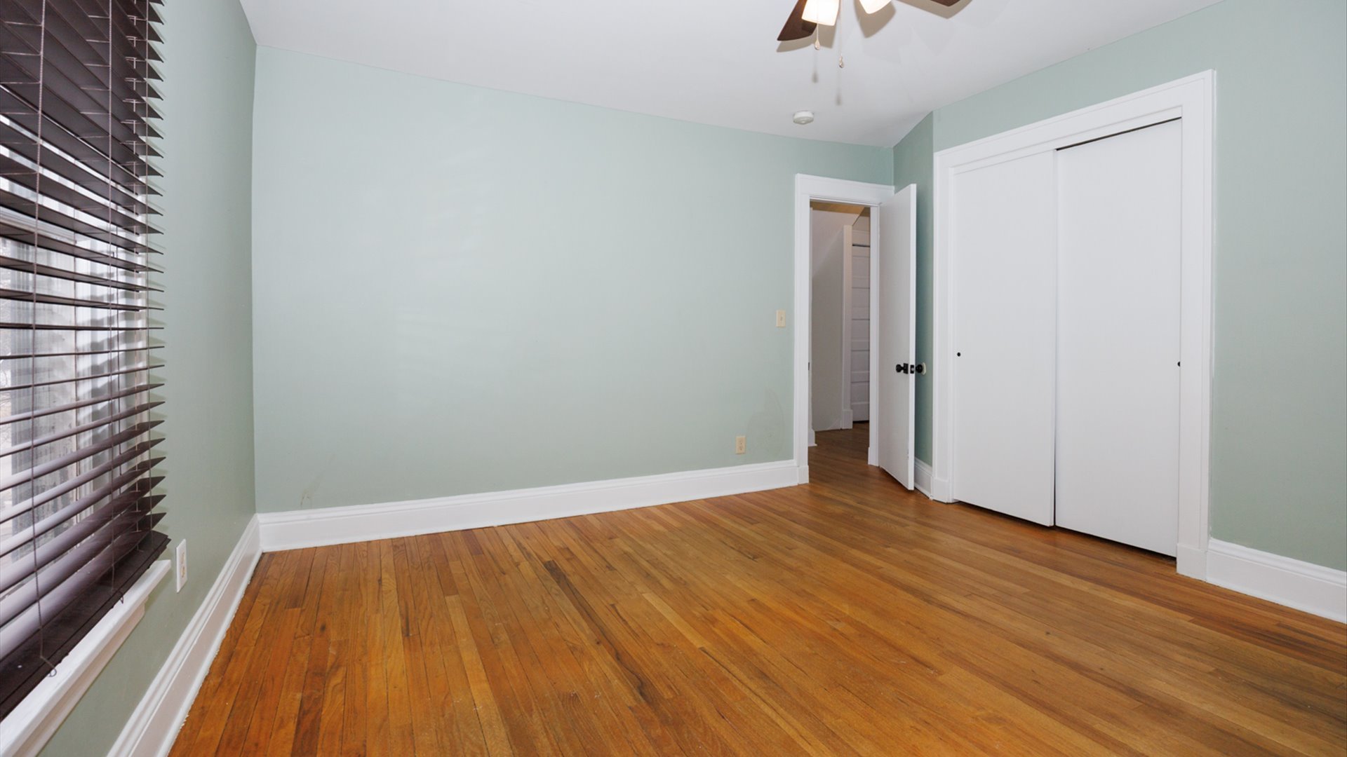 407 W Emerson Street, Bloomington, IL 61701