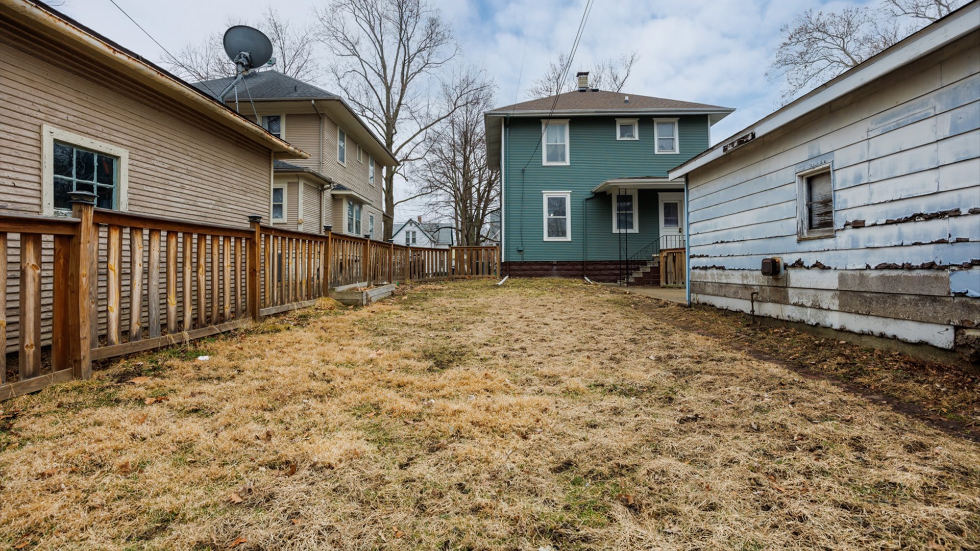 407 W Emerson Street, Bloomington, IL 61701