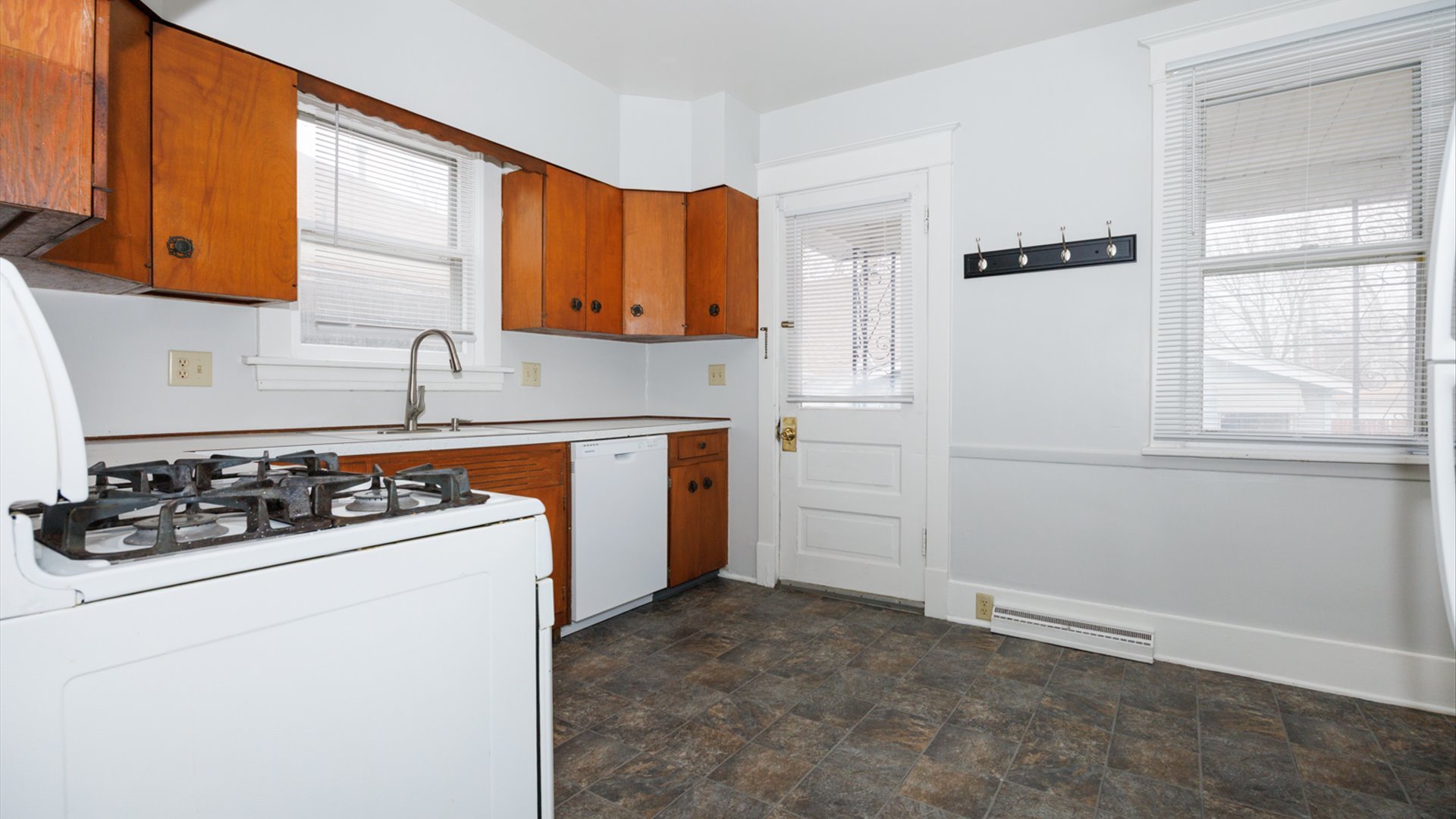 407 W Emerson Street, Bloomington, IL 61701