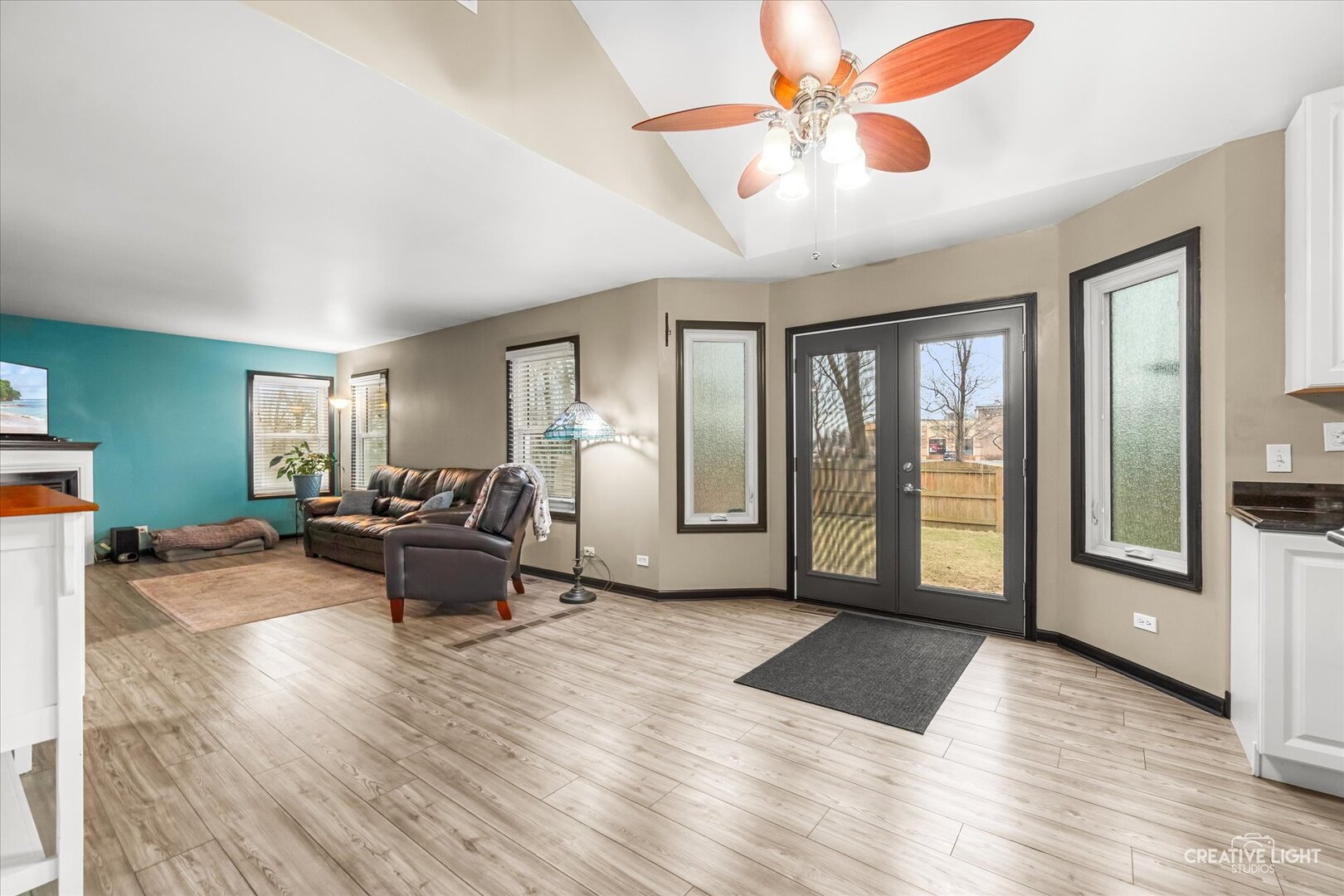 129 Seton Creek Drive, Oswego, IL 60543