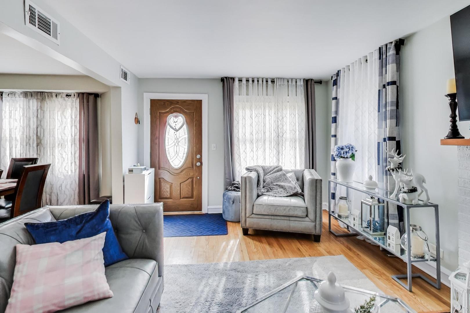 150 Country Club Drive, Northlake, IL 60164