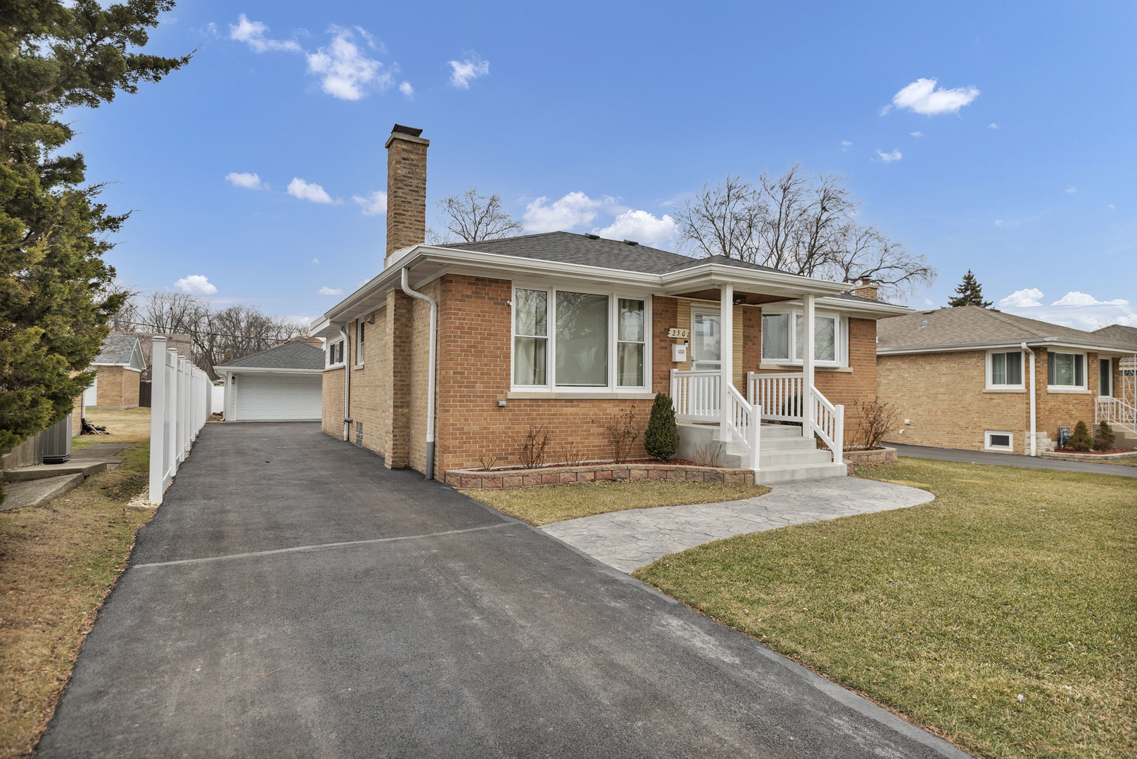 250 N Irving Avenue, Hillside, IL 60162