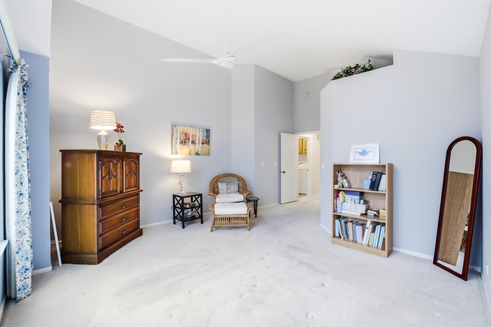 30W038 Willow Lane #D, Warrenville, IL 60555