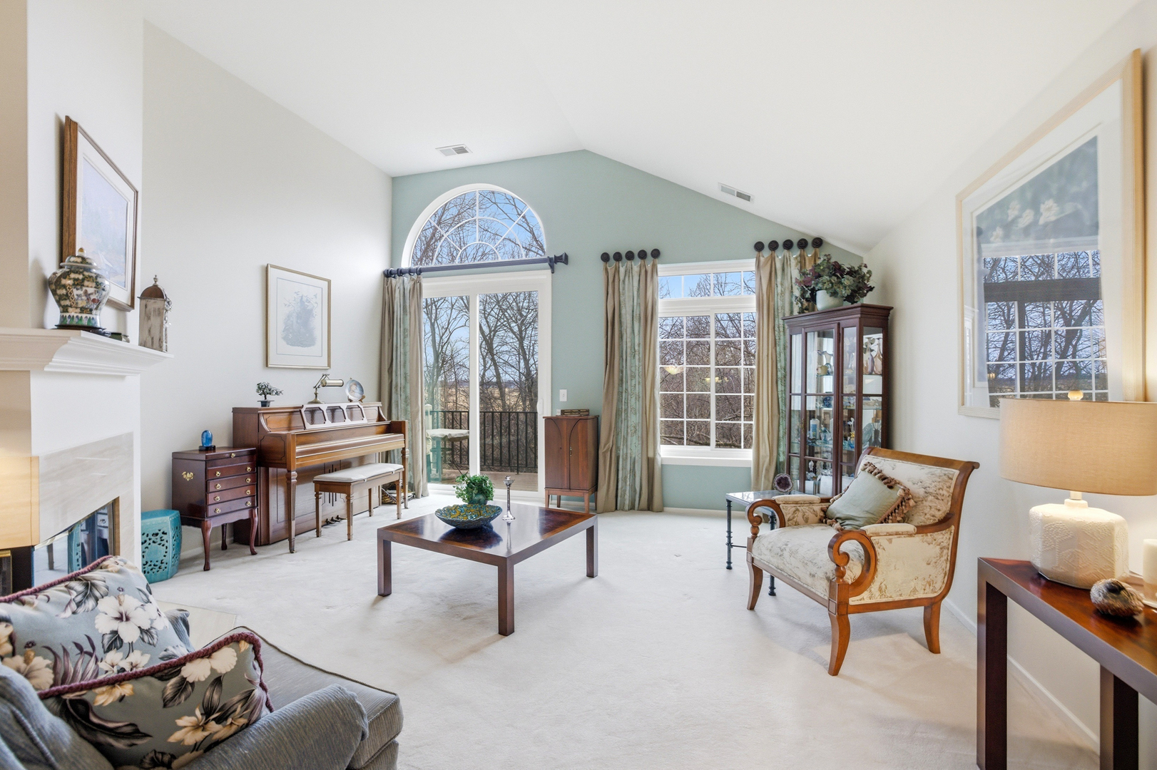 30W038 Willow Lane #D, Warrenville, IL 60555