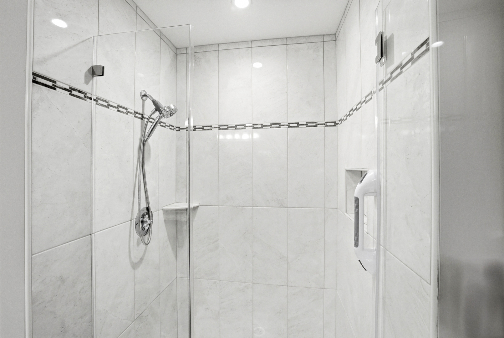 30W038 Willow Lane #D, Warrenville, IL 60555