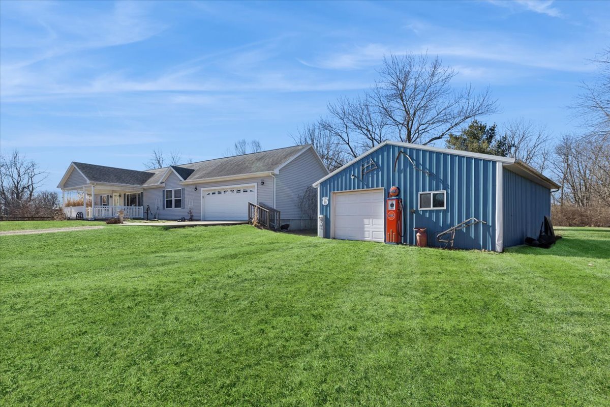 4866 N 12000w Road, Custer Park, IL 60481