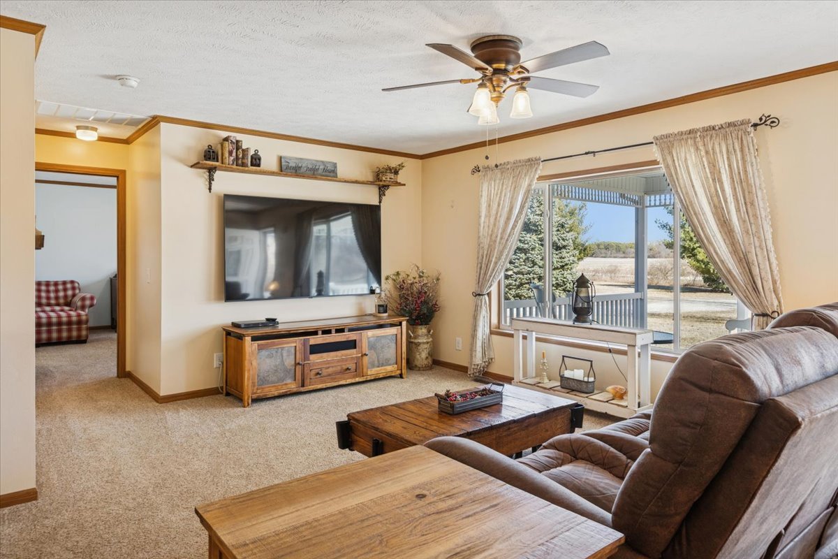 4866 N 12000w Road, Custer Park, IL 60481