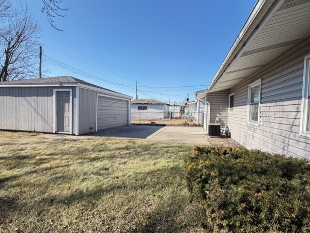 3246 176th Street, Hammond, IN 46323